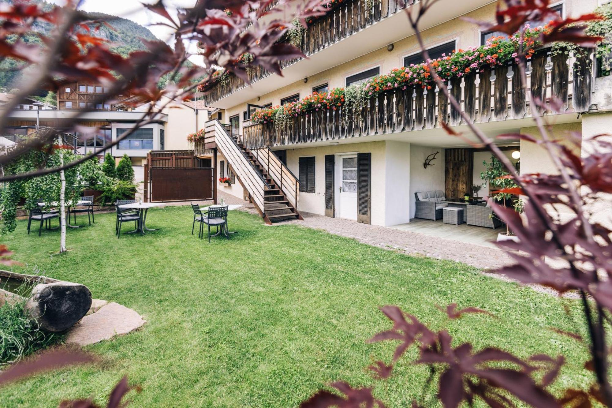 Hotel Schoenwies Trodena Extérieur photo